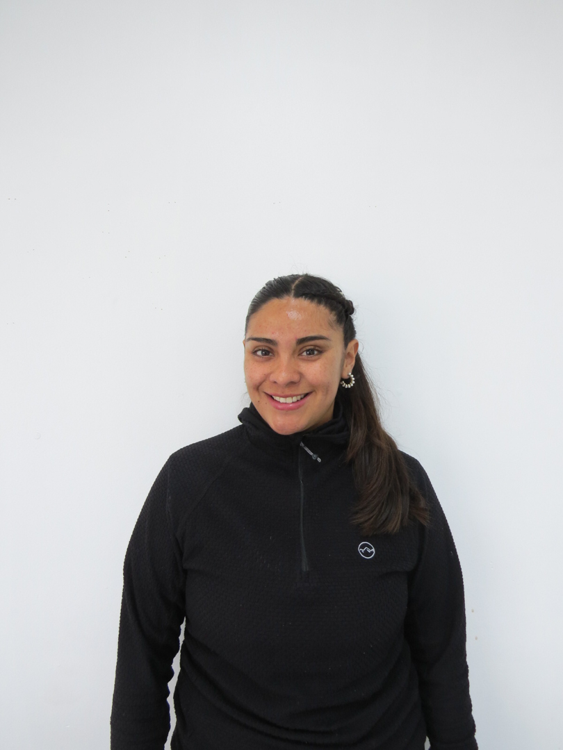 Retrato de Prof. Francisca Barahona, docente del Colegio Rukalaf en La Serena