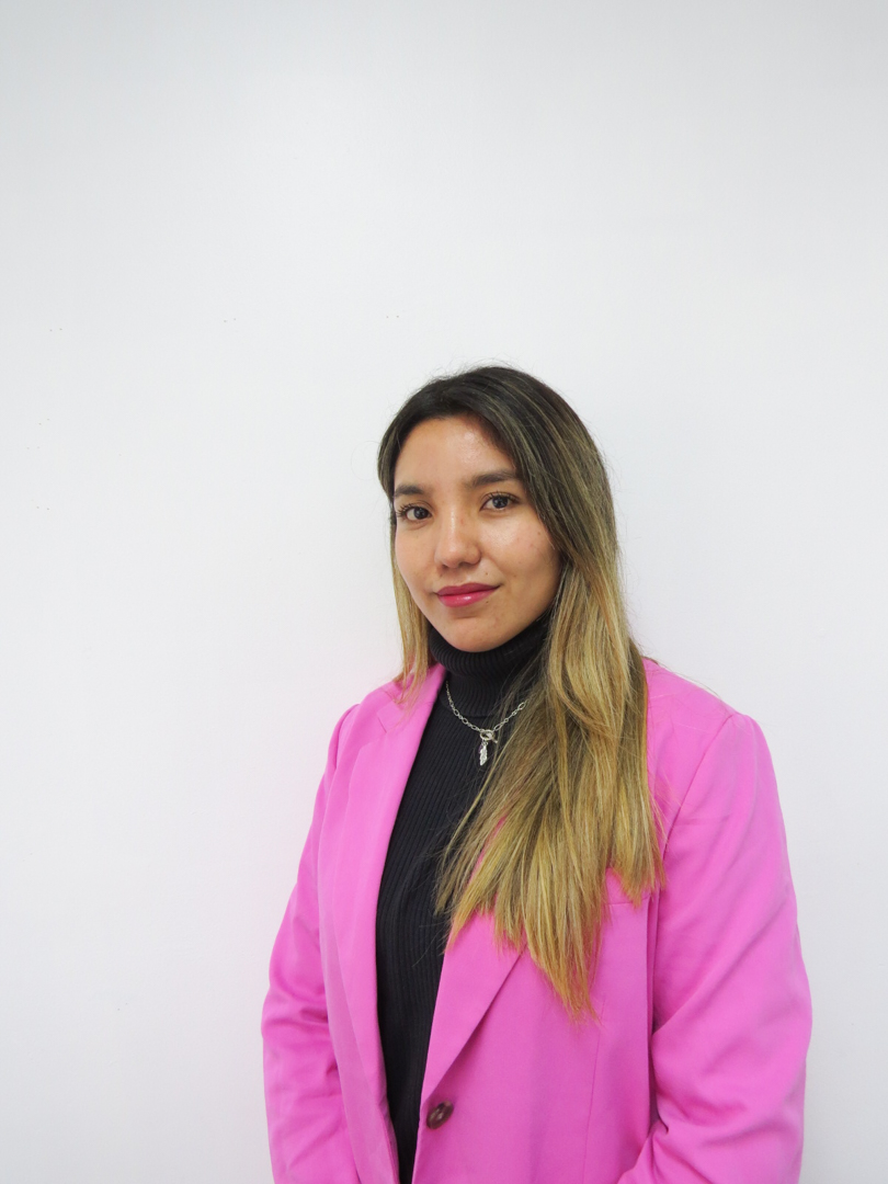 Retrato de Prof. Camila Araya, docente del Colegio Rukalaf en La Serena