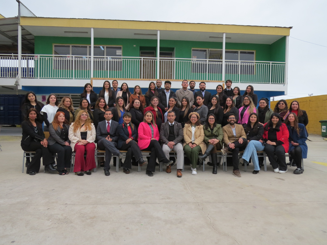 Equipo de funcionarios del Colegio Rukalaf