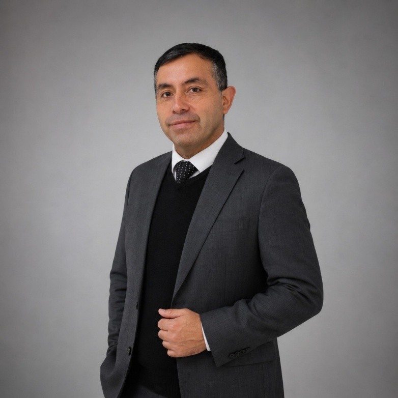 Retrato de Sr. Félix Araya Castillo, Director del Colegio Rukalaf en La Serena