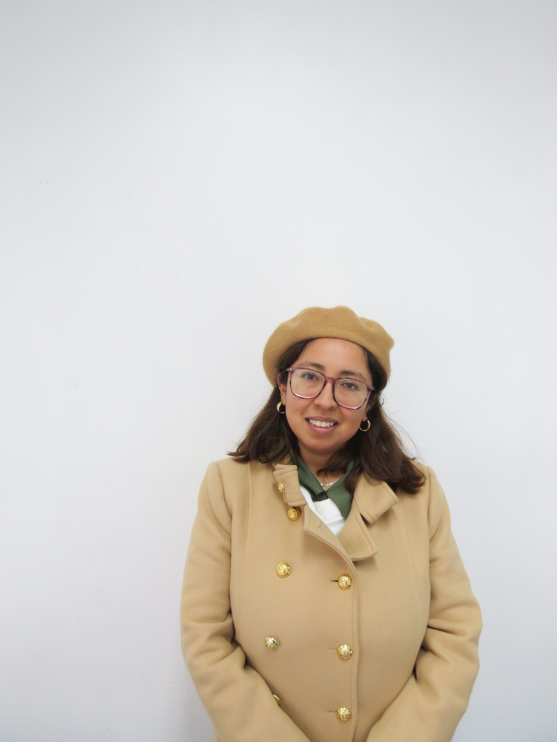 Retrato de Srta. Margarett Vega, Jefa Unidad Técnico Pedagógica del Colegio Rukalaf en La Serena
